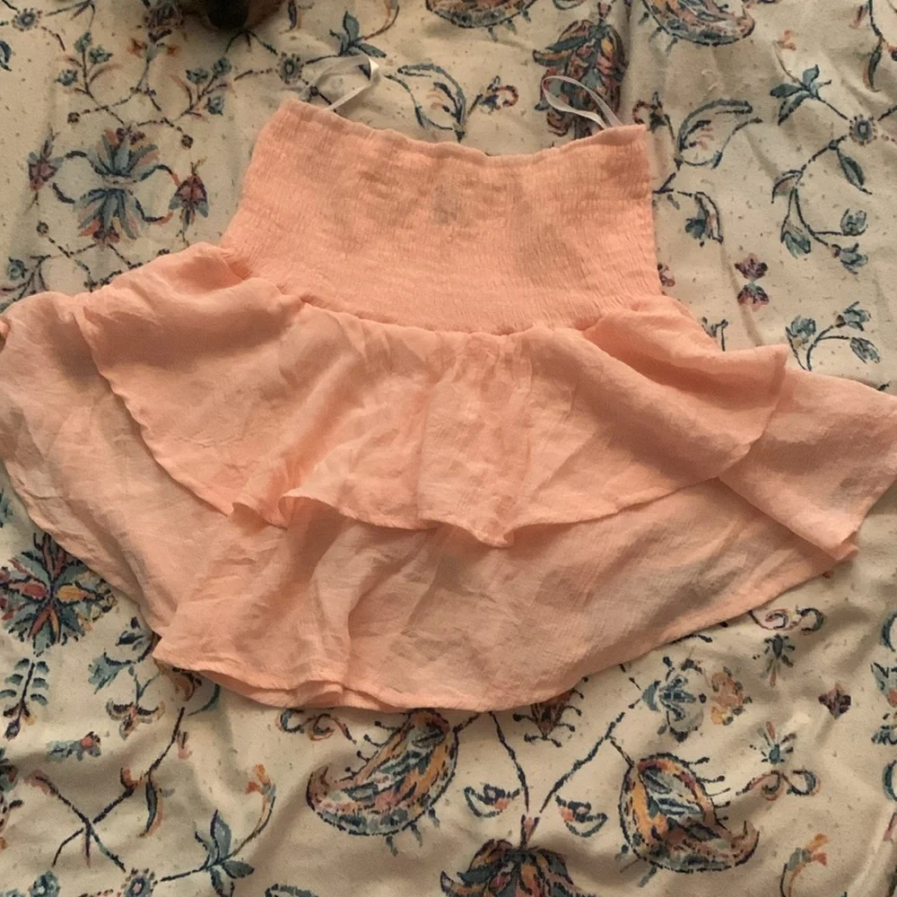Pink Ruffle skirt - Picture 4 of 4